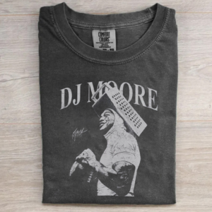 DJ Moore Football Vintage T-shirt